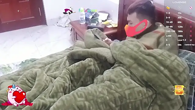 Snapshot of MIXEMKUTAKO chatting on 12/13/24, 03:38 MIXEMKUTAKO online show from 12/13/24, 03:38