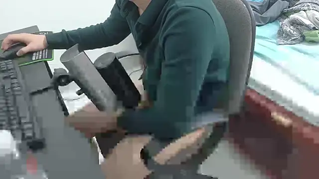 Snapshot of MIXEMKUTAKO chatting on 10/23/25, 12:10 MIXEMKUTAKO online show from 10/23/25, 12:10