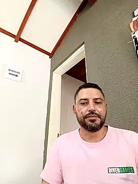 Snapshot of P4uzud4O chatting on 03/19/26, 02:21 P4uzud4O online show from 03/19/26, 02:21