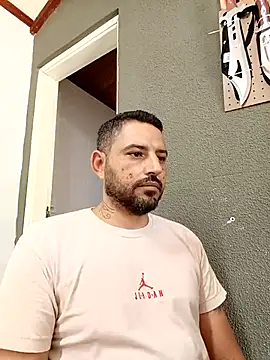 Snapshot of P4uzud4O chatting on 03/20/26, 02:22 P4uzud4O online show from 03/20/26, 02:22