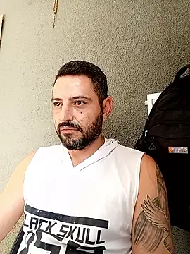 Snapshot of P4uzud4O chatting on 04/01/26, 07:11 P4uzud4O online show from 04/01/26, 07:11