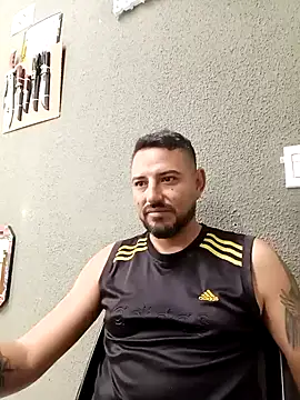 Snapshot of P4uzud4O chatting on 04/15/26, 09:48 P4uzud4O online show from 04/15/26, 09:48