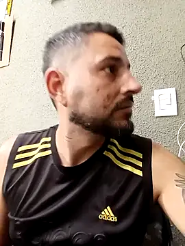 Snapshot of P4uzud4O chatting on 04/16/26, 09:50 P4uzud4O online show from 04/16/26, 09:50