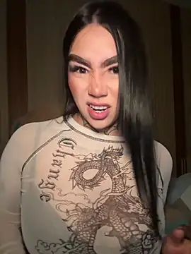 Snapshot of Nickiiiii chatting on 02/03/26, 03:26 Nickiiiii online show from 02/03/26, 03:26