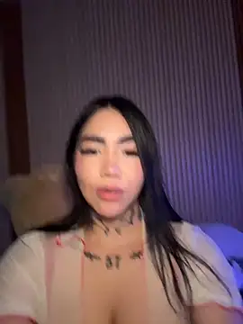 Snapshot of Nickiiiii chatting on 02/15/26, 04:20 Nickiiiii online show from 02/15/26, 04:20