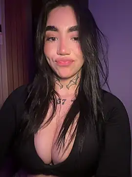 Snapshot of Nickiiiii chatting on 03/21/26, 08:30 Nickiiiii online show from 03/21/26, 08:30