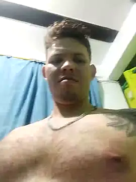 Snapshot of King_russo chatting on 01/06/26, 05:44 King russo online show from 01/06/26, 05:44