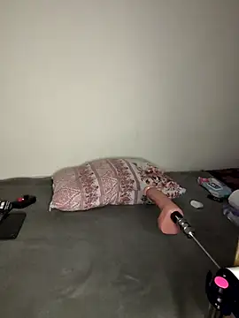 Snapshot of merve0234 chatting on 10/19/25, 11:05 merve0234 online show from 10/19/25, 11:05