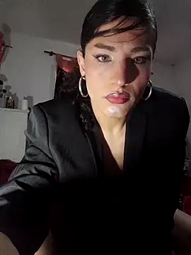LaCristinatrans online show from 06/09/26, 05:13