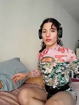 LaCristinatrans online show from 06/15/26, 04:53