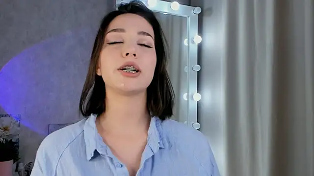 Tate Angel online show from 09/26/25, 06:23