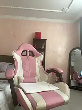 Snapshot of Sharongirl07 chatting on 01/11/25, 12:40 Sharongirl07 online show from 01/11/25, 12:40