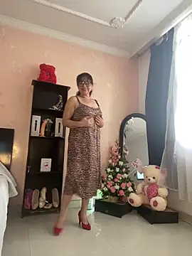 Snapshot of Sharongirl07 chatting on 02/08/25, 01:33 Sharongirl07 online show from 02/08/25, 01:33