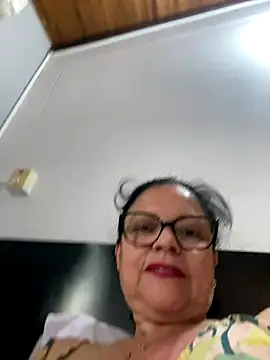 Snapshot of Sharongirl07 chatting on 09/24/25, 11:02 Sharongirl07 online show from 09/24/25, 11:02