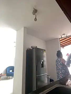 Snapshot of Sharongirl07 chatting on 10/27/25, 02:54 Sharongirl07 online show from 10/27/25, 02:54