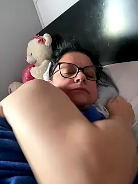 Snapshot of Sharongirl07 chatting on 10/30/25, 12:06 Sharongirl07 online show from 10/30/25, 12:06