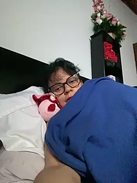 Sharongirl07 online show from 12/04/25, 11:19