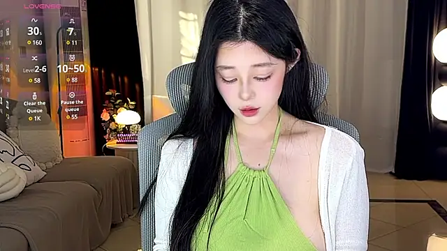 sweateanv  online show from 12/29/24, 07:50