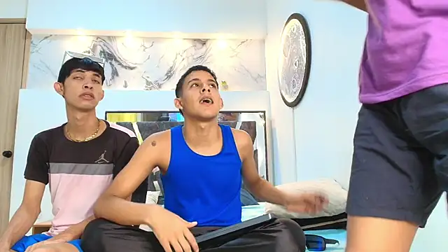 SEXY BOYS HELL online show from 10/01/25, 07:20