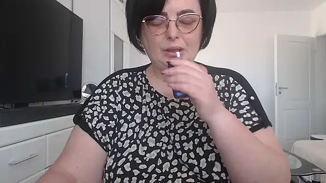 Snapshot of Amandamuller1982 chatting on 04/27/26, 12:14 Amandamuller1982 online show from 04/27/26, 12:14