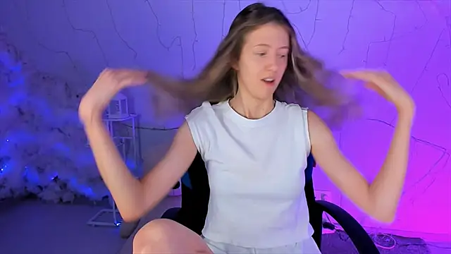 Snapshot of Sharon_Evansi chatting on 12/03/24, 08:38 Sharon Evansi online show from 12/03/24, 08:38