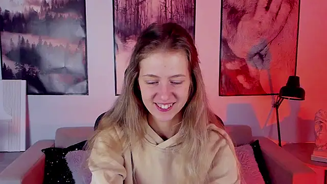 Snapshot of Sharon_Evansi chatting on 12/06/24, 08:48 Sharon Evansi online show from 12/06/24, 08:48