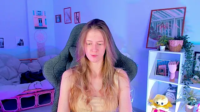 Snapshot of Sharon_Evansi chatting on 03/06/25, 06:16 Sharon Evansi online show from 03/06/25, 06:16