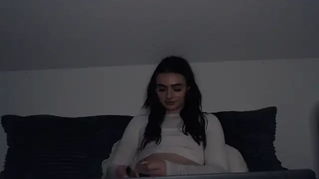 Snapshot of AdelinaAlia chatting on 01/30/25, 11:55 AdelinaAlia online show from 01/30/25, 11:55