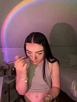 Snapshot of AdelinaAlia chatting on 09/13/25, 08:19 AdelinaAlia online show from 09/13/25, 08:19