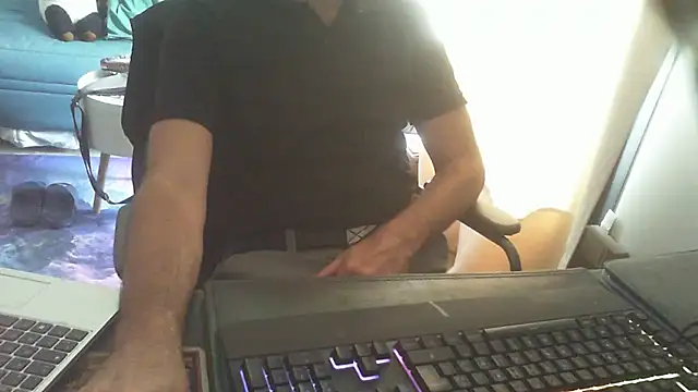Snapshot of shyfrenchcock1 chatting on 07/29/26, 01:20 shyfrenchcock1 online show from 07/29/26, 01:20