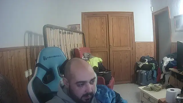 chicomallorca96 online show from 01/08/26, 07:27