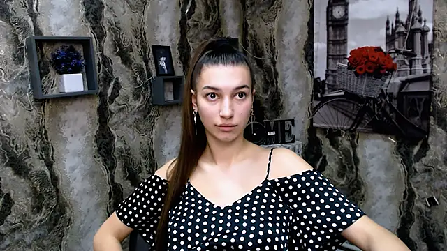 KarolinaRosse  online show from 01/13/25, 08:58