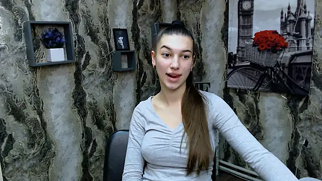 KarolinaRosse  online show from 01/17/25, 09:28