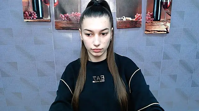 KarolinaRosse  online show from 01/24/25, 07:08