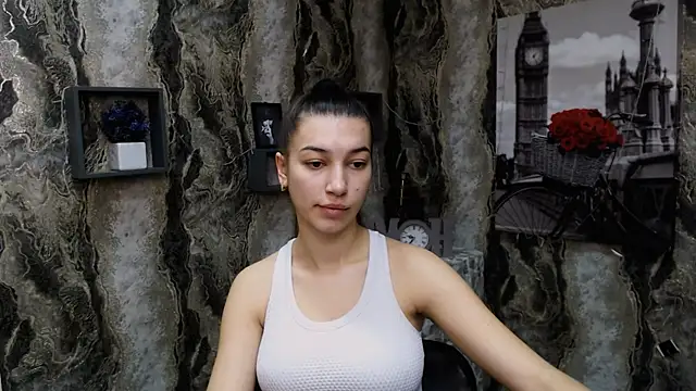 KarolinaRosse  online show from 01/26/25, 06:59