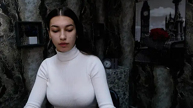 KarolinaRosse  online show from 01/28/25, 07:22