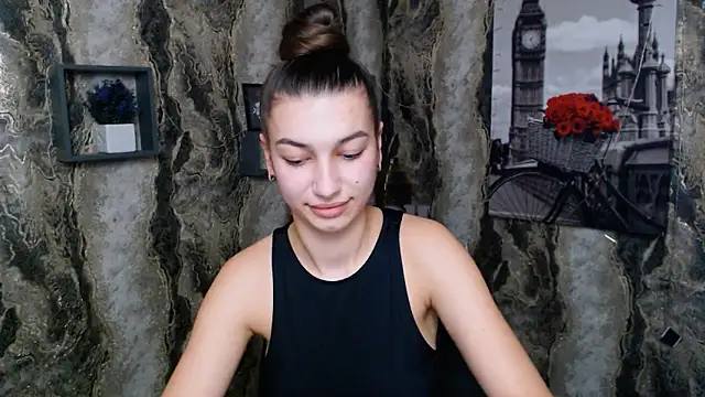 KarolinaRosse  online show from 02/02/25, 01:19