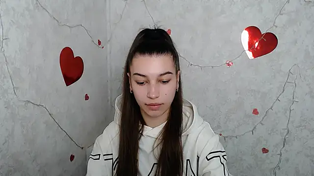 KarolinaRosse  online show from 03/10/25, 06:49