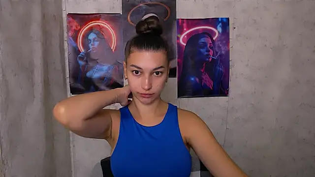 KarolinaRosse  online show from 09/21/25, 05:31