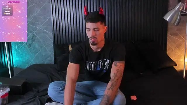 Duriel  online show from 01/06/25, 02:03