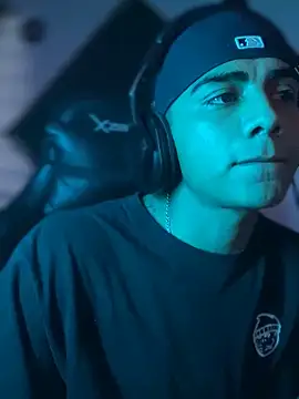 SkinnyHot444 online show from 12/13/24, 10:13