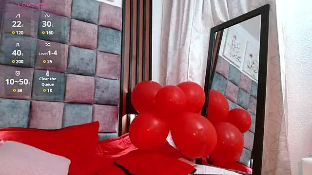 Snapshot of Saraa-restrepo chatting on 02/13/25, 10:44 Saraa-restrepo online show from 02/13/25, 10:44