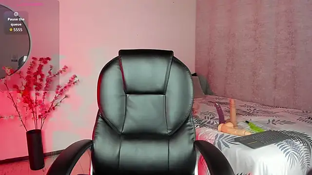 SaraMilf 69 online show from 11/21/25, 01:43