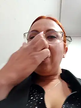 Snapshot of VIOLETA-25_ chatting on 01/21/25, 10:51 VIOLETA-25  online show from 01/21/25, 10:51