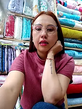 Snapshot of VIOLETA-25_ chatting on 02/05/25, 09:50 VIOLETA-25  online show from 02/05/25, 09:50