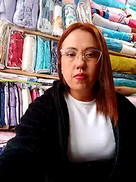 Snapshot of VIOLETA-25_ chatting on 02/10/25, 08:42 VIOLETA-25  online show from 02/10/25, 08:42