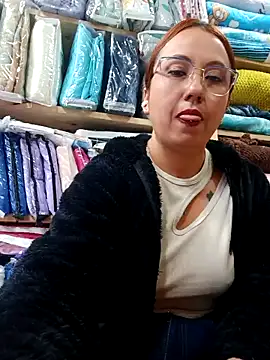 Snapshot of VIOLETA-25_ chatting on 02/26/25, 10:42 VIOLETA-25  online show from 02/26/25, 10:42
