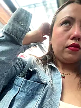 VIOLETA-25  online show from 11/26/25, 03:13