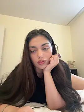 Snapshot of Sweet_Khalifa_ chatting on 12/15/24, 12:17 Sweet Khalifa  online show from 12/15/24, 12:17