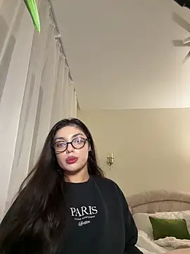 Snapshot of Sweet_Khalifa_ chatting on 01/25/25, 03:09 Sweet Khalifa  online show from 01/25/25, 03:09